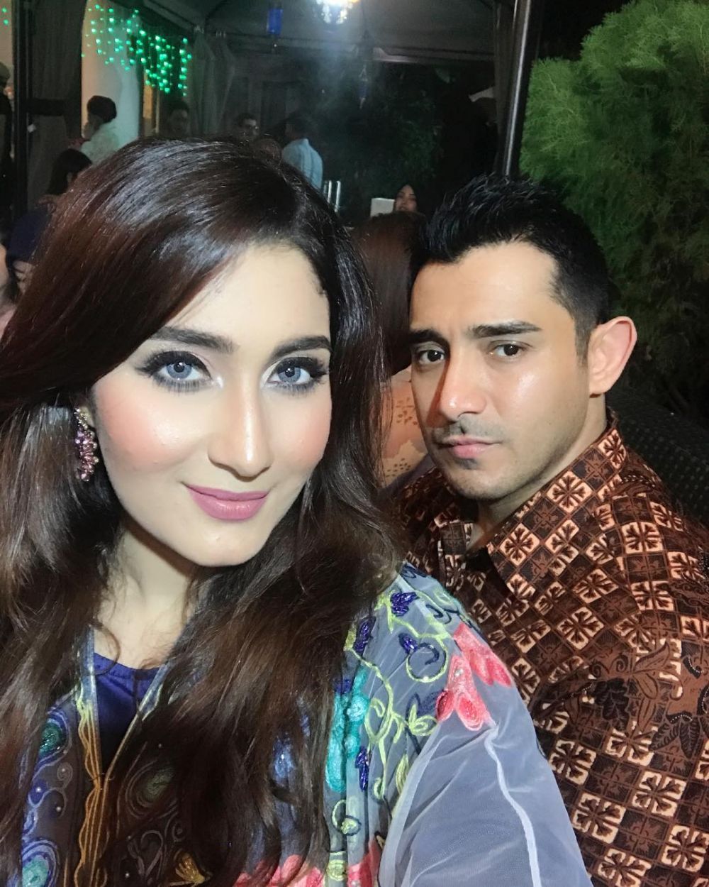 7 Foto mesra Tania Nadira dan kekasihnya yang berdarah Arab