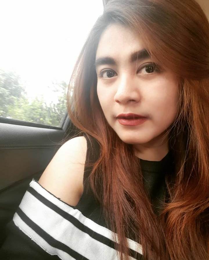 10 Pesona Dita Andini, kakak kandung Selvi Ananda yang cantik