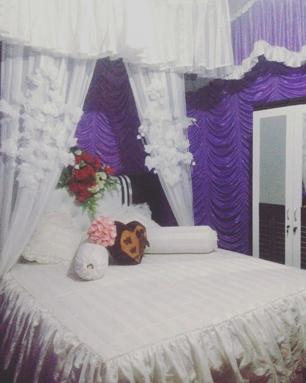  20  Desain  kamar pengantin simpel dan romantis bikin  makin  