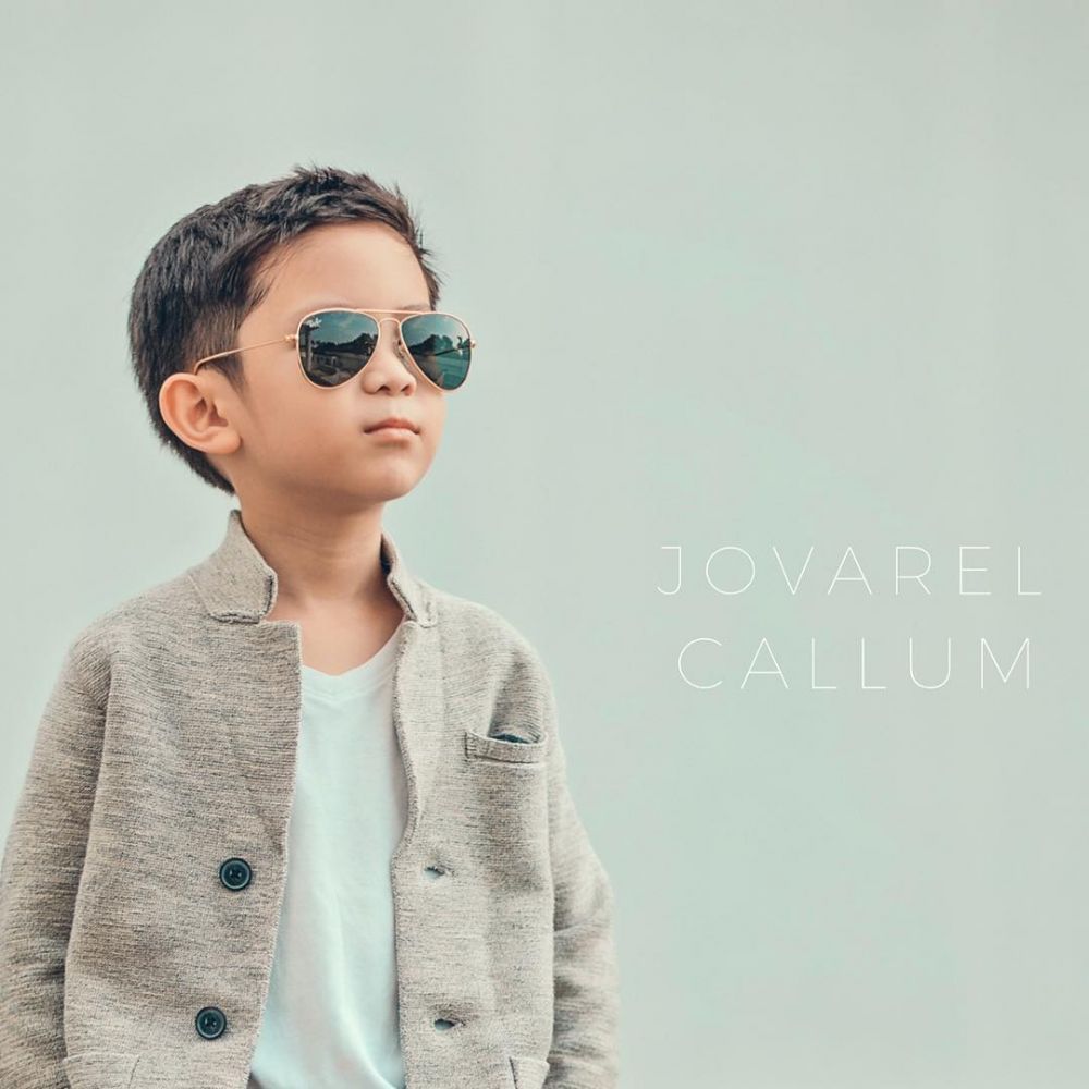 10 Gaya stylish Jovarel Callum, aktor cilik di Film Mati Anak