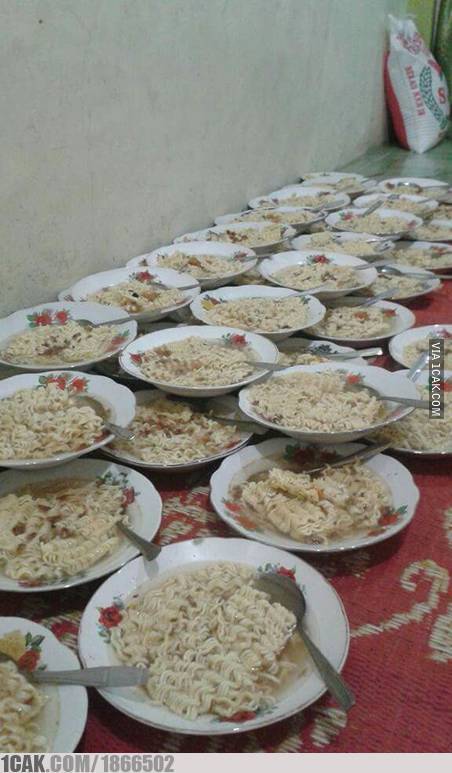 10 Foto lucu syukuran low budget ini kreatif banget