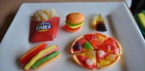 10 Foto lucu syukuran low budget ini kreatif banget