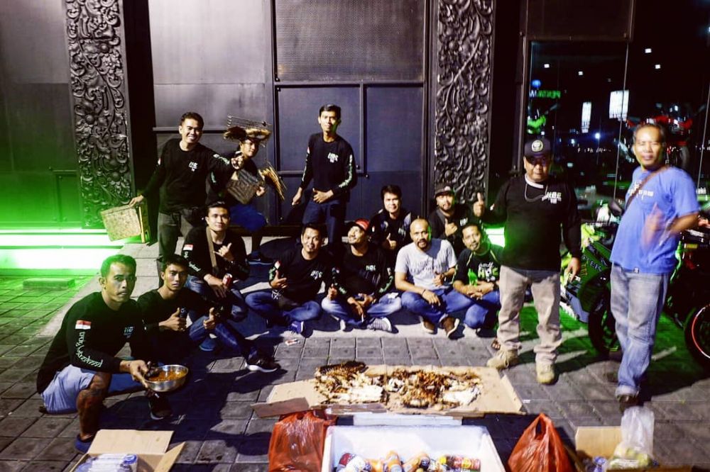 10 Foto lucu syukuran low budget ini kreatif banget