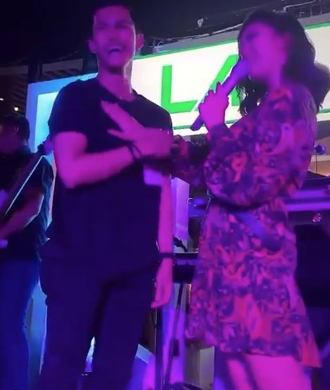 7 Aksi Marion Jola godain cowok sambil nyanyi, bikin panas dingin