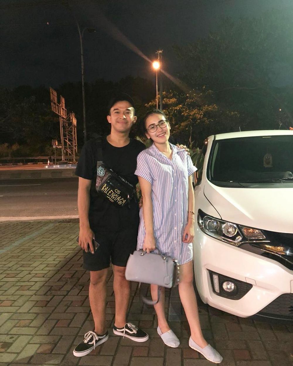 10 Potret kedekatan Ayu Ting Ting & Anwar Sanjaya, bak kakak adik