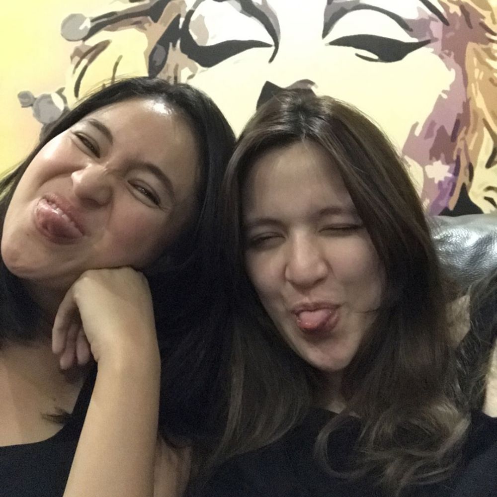 10 Potret ini buktikan Nia Ramadhani dan Marshanda sahabat dekat