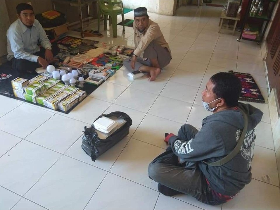 5 Kisah driver ojek online dibatalkan orderannya ini bikin pilu