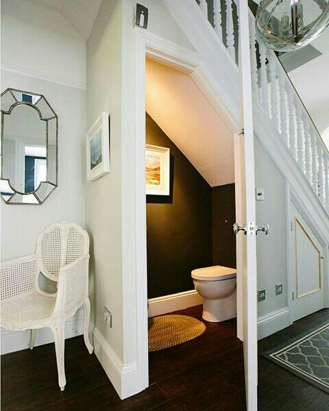 18 Desain ruangan bawah tangga  simpel dan cozy abis
