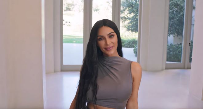 8 Foto rumah megah Kim Kardashian di California, mirip galeri seni