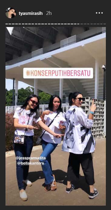 Image Result For Kampanye Jokowi Di Gbk Image Result For Kampanye Jokowi Di Gbk