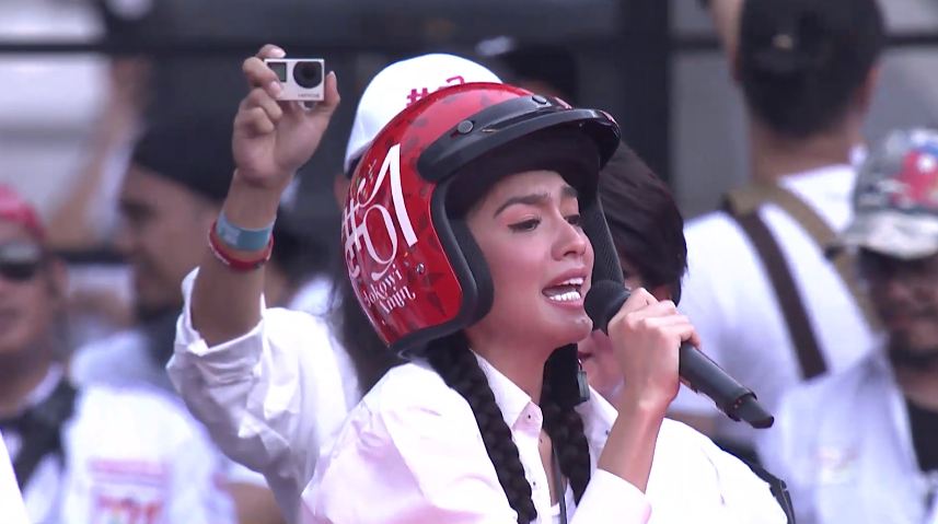 13 Potret Konser Putih Bersatu Bareng Jokowi, penuh keriuhan