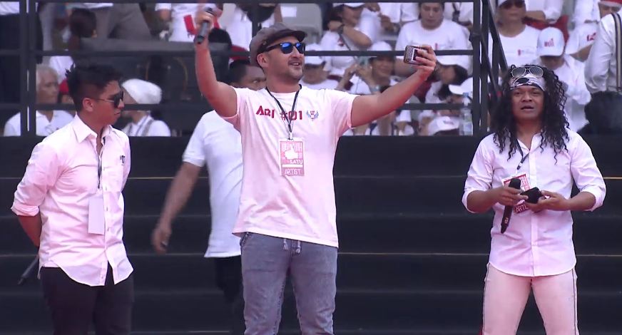 13 Potret Konser Putih Bersatu Bareng Jokowi, penuh keriuhan