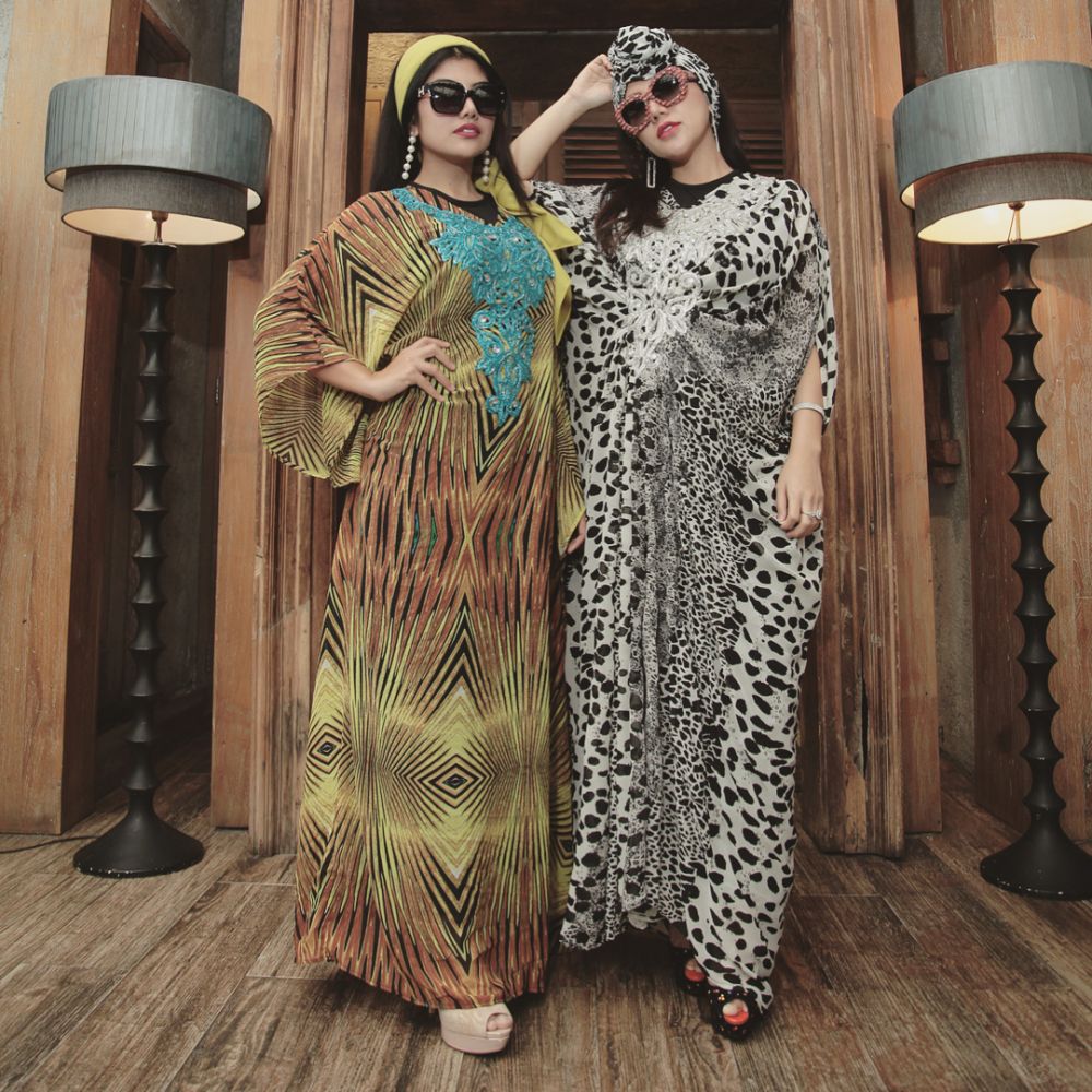 Jarang terekspos, ini 10 potret kebersamaan Bella Shofie dan adik