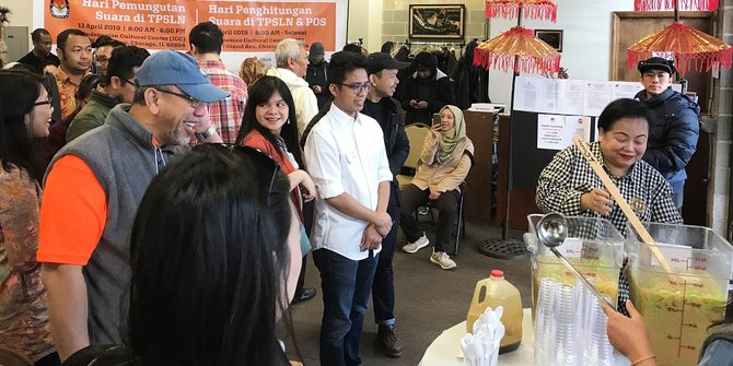 6 Kisah unik WNI nyoblos di luar negeri, tempuh 900 km & hujan es