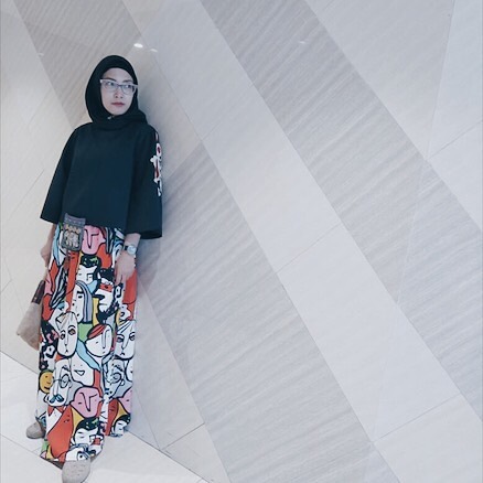 10 Pesona Natly eks 7 Icons yang kini berhijab, makin memesona