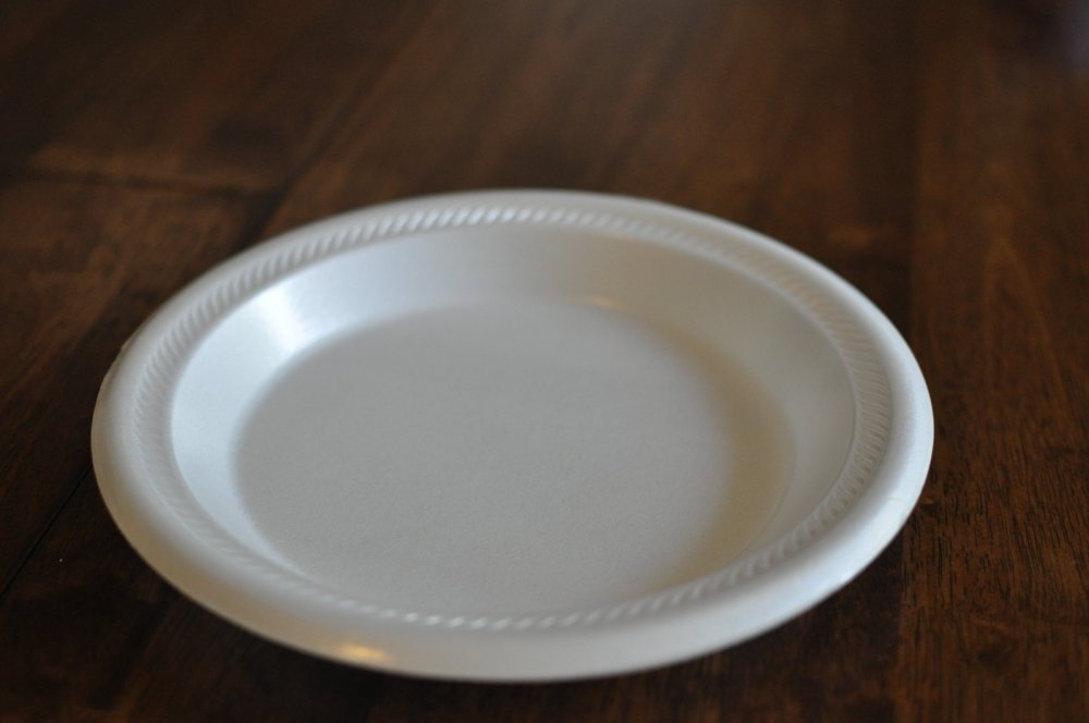 6 Bahan alat makan ini bisa sebabkan penyakit berbahaya