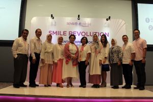 Begini caranya merawat gigi sensitif, bikin senyum makin lebar