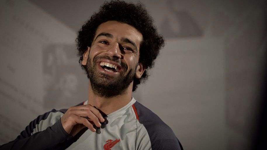5 Pesepak bola ini jadi korban nyanyian rasis, terbaru Mo Salah