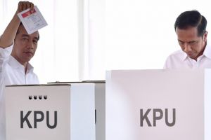 Gaya Jokowi nyoblos dari masa ke masa, sejak Pilkada Solo