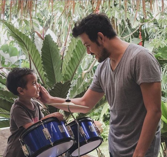 10 Potret halaman belakang rumah Dwi Sasono & Widi Mulia, asri