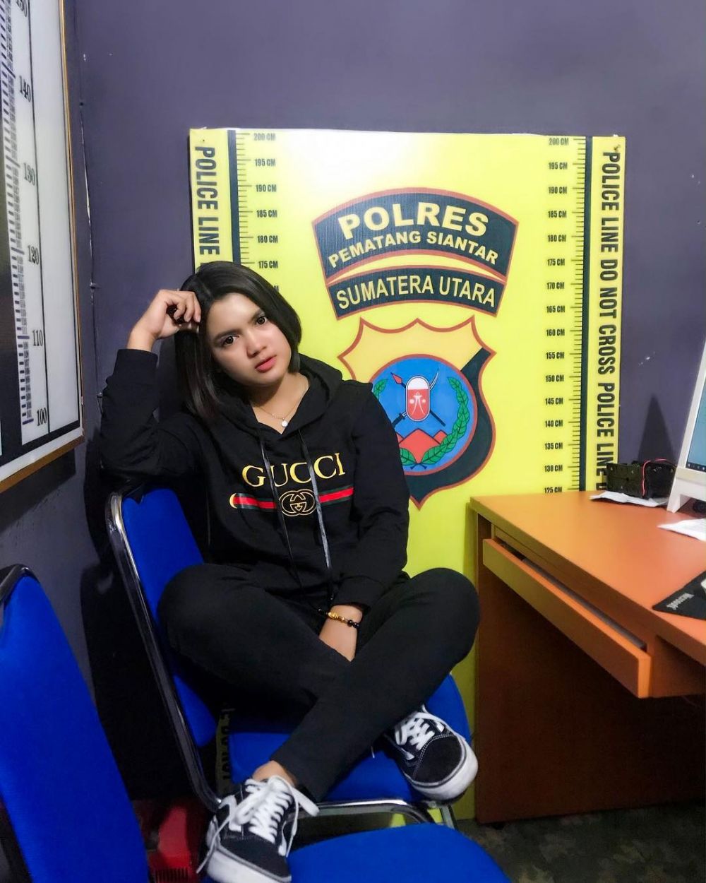 10 Pesona Vani Simbolon, polwan cantik pengaman Pemilu 2019