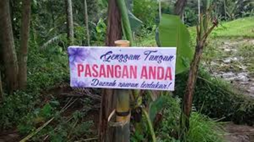 11 Pesan lucu untuk tamu pernikahan ini bikin tepuk jidat