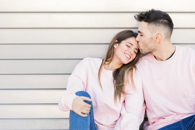 Terungkap! Pasangan harmonis jarang pamer kemesraan di medsos