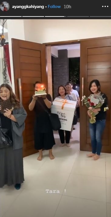 8 Potret kejutan sederhana ulang tahun Kahiyang Ayu, penuh doa