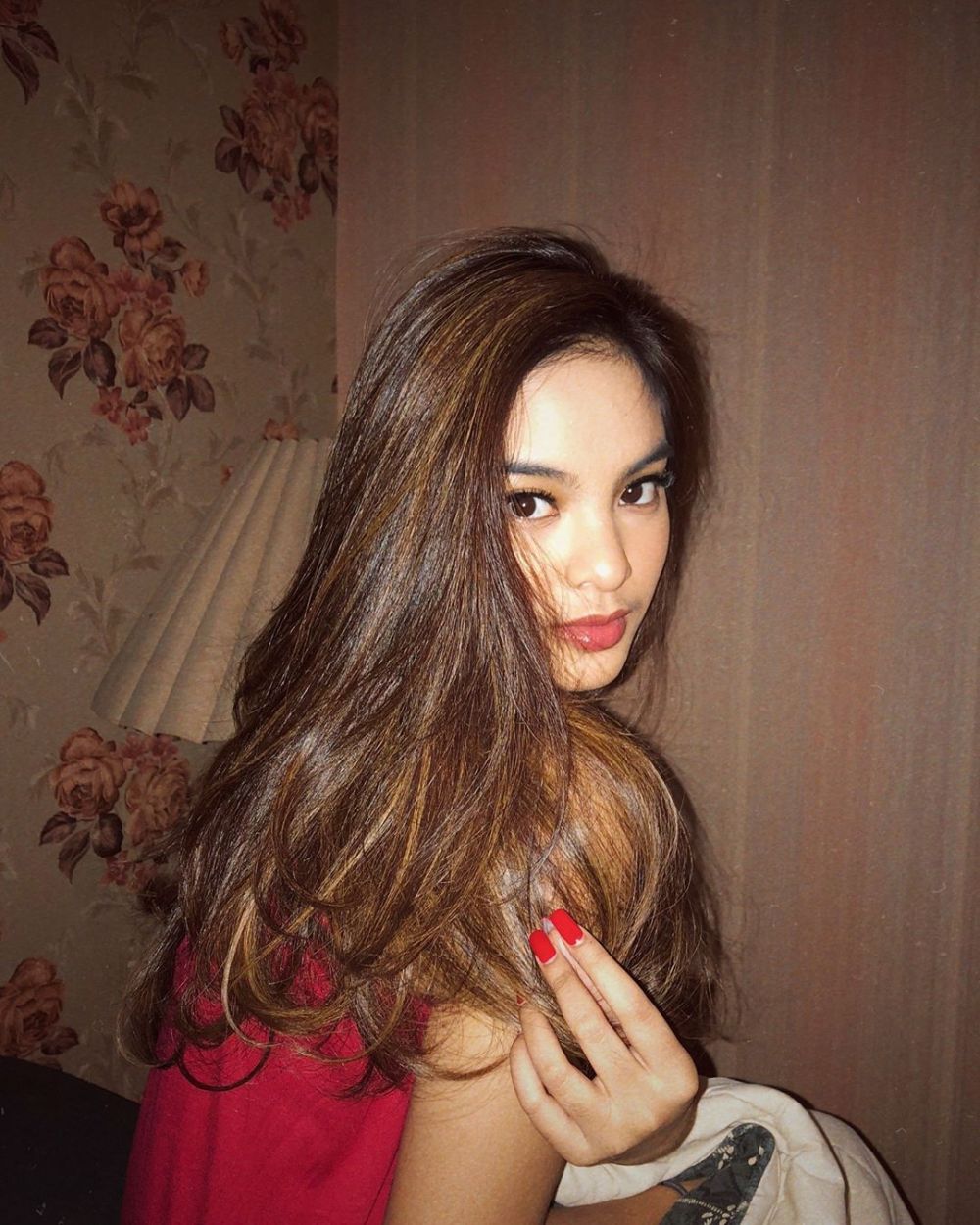 10 Pesona Syandria Kameron, cicit Soekarno yang cantik abis