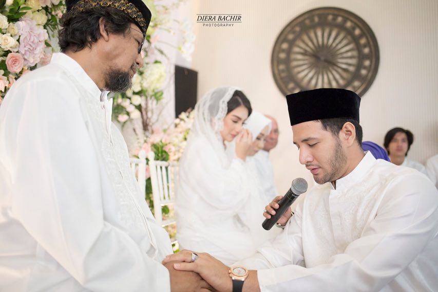 11 Momen pengajian jelang nikah Irish Bella & Ammar Zoni, penuh haru