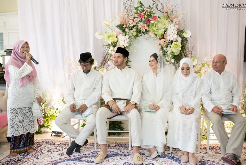 11 Momen pengajian jelang nikah Irish Bella & Ammar Zoni, penuh haru