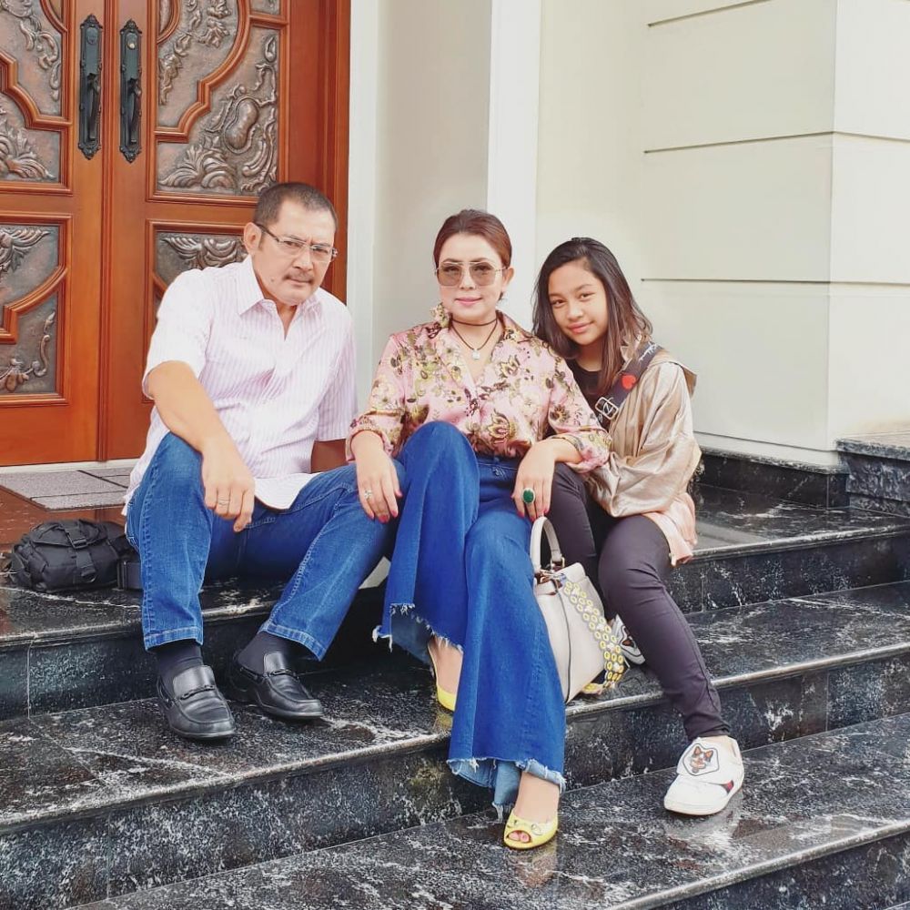 8 Momen manis Bambang Trihatmodjo & Khirani, ayah idaman