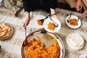 Selama bulan Ramadan, hotel ini sajikan kudapan khas Timur Tengah