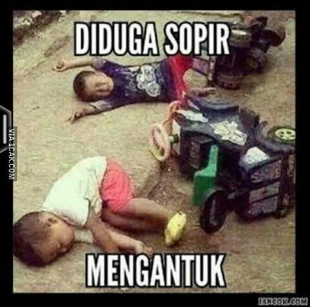 12 Potret lucu bocah ketiduran di tempat umum ini kocak