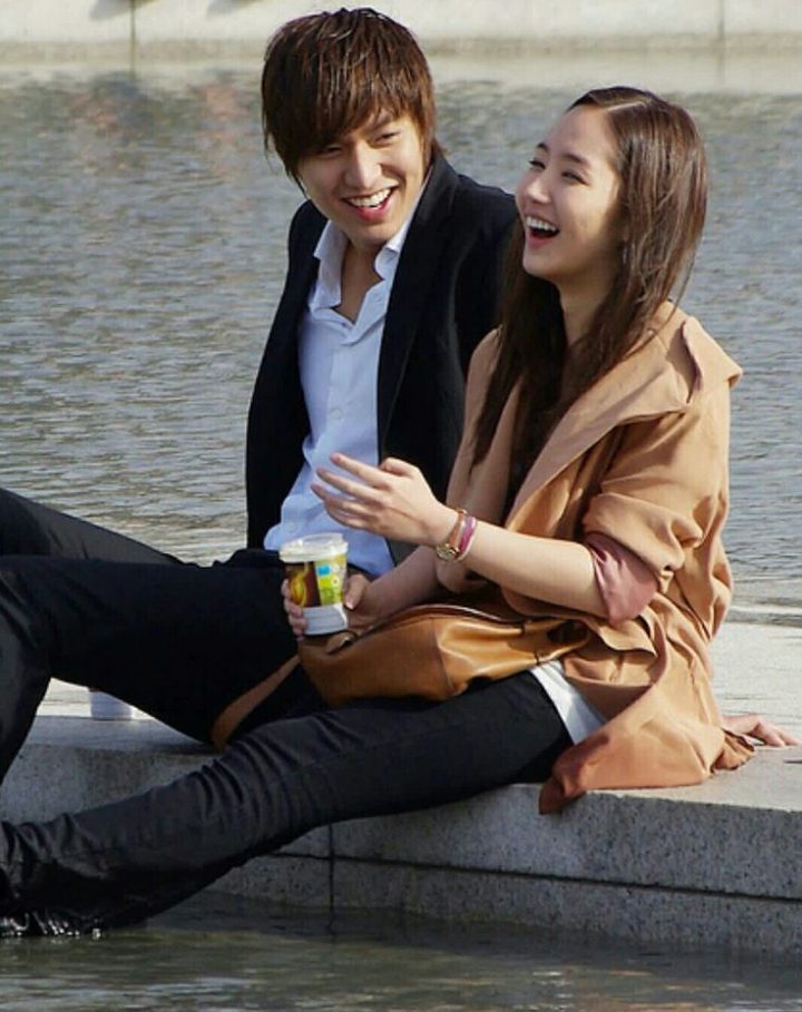 9 Aktor ganteng Korea ini pernah jadi pasangan Park Min-young