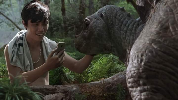 15 Editan foto cowok bareng seleb papan atas ini kocak abis