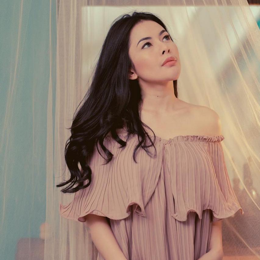 10 Pesona Elvia Cerolline, cewek disebut pacar baru Billy Syahputra