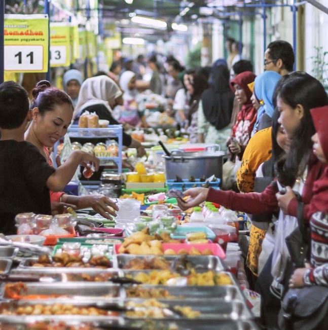 5 Pasar  Ramadan  paling legendaris di Indonesia surganya 