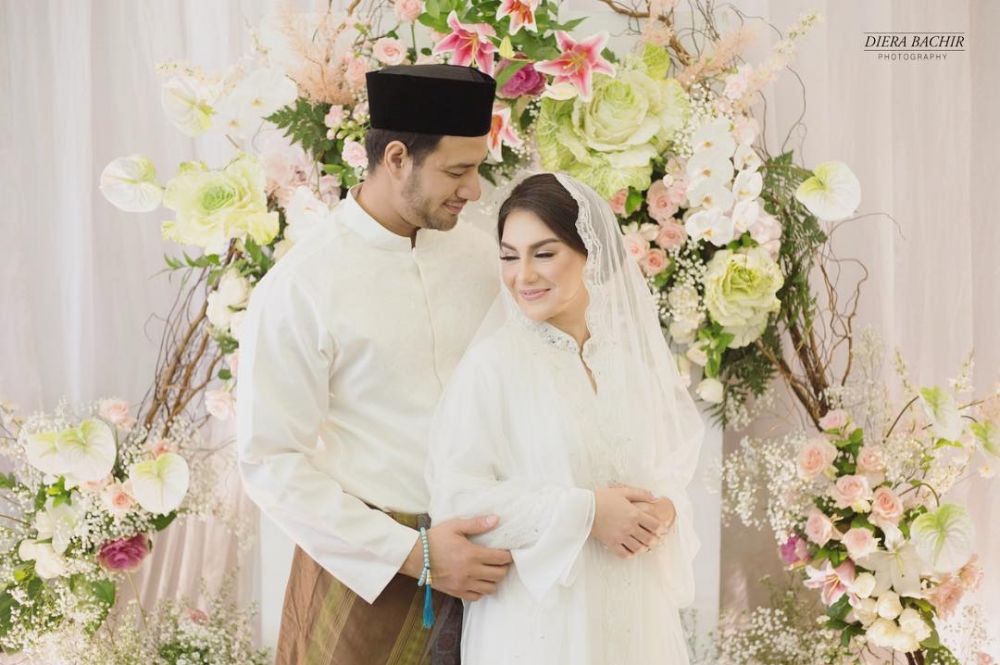 16 Pasangan seleb ini jalani Ramadan pertama sebagai suami-istri
