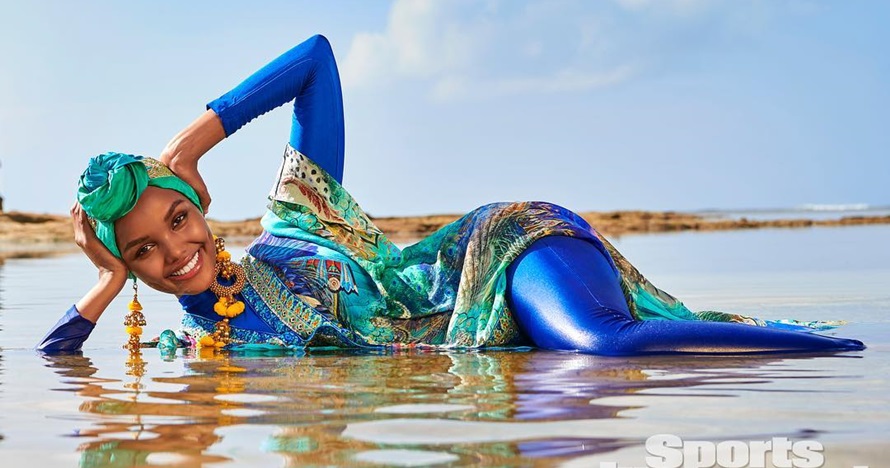 8 Pesona Halima, model cantik berhijab pertama di majalah bikini