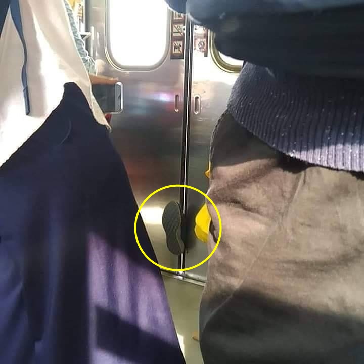 7 Barang yang tertinggal di tempat umum ini bikin geleng-geleng