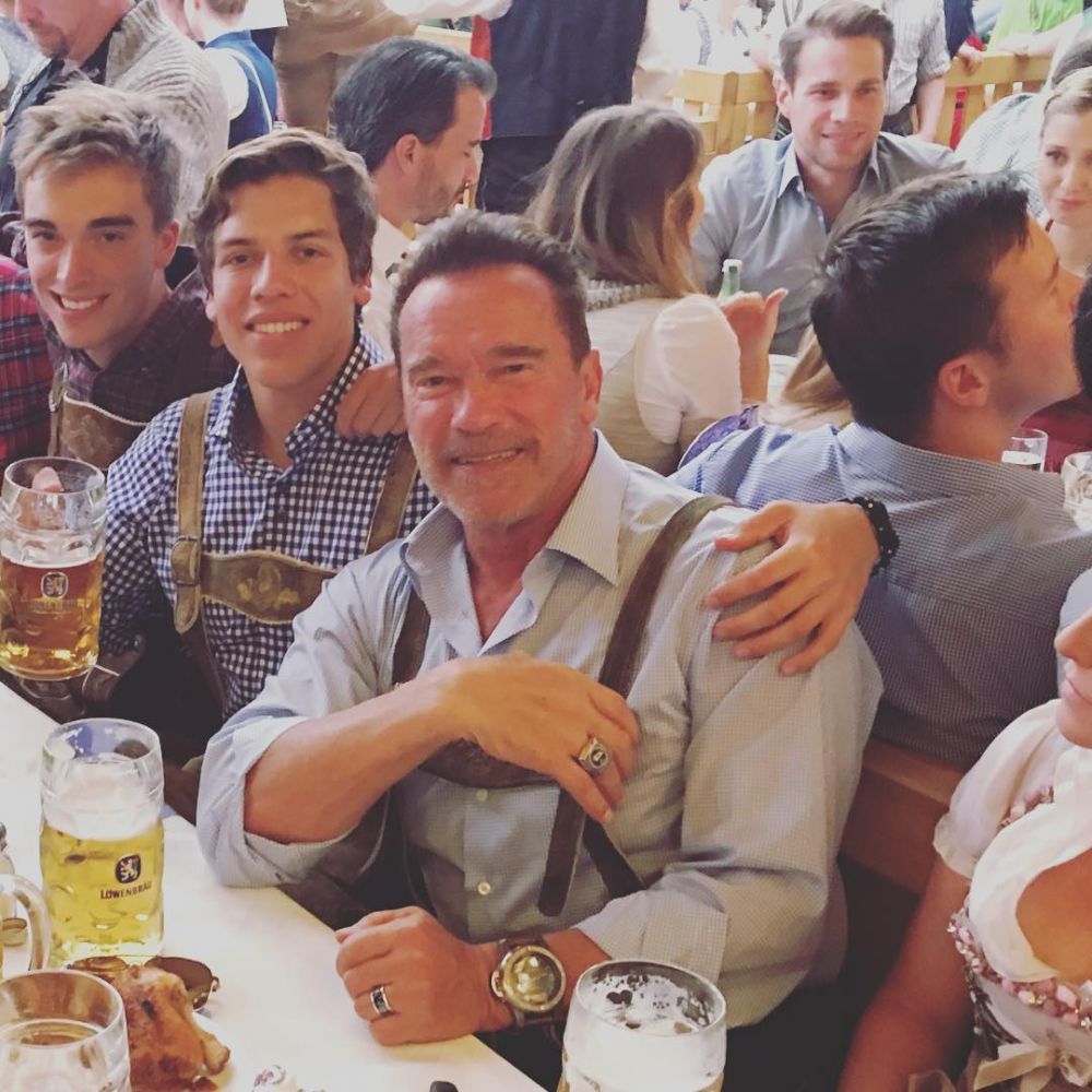 11 Karisma Joseph Baena, anak Arnold Schwarzenegger yang macho