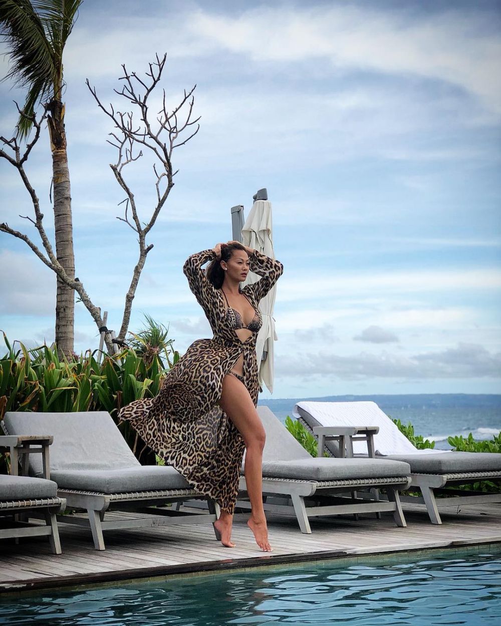 Gemar foto berbikini, 10 seleb ini jadi bodygoals para cewek