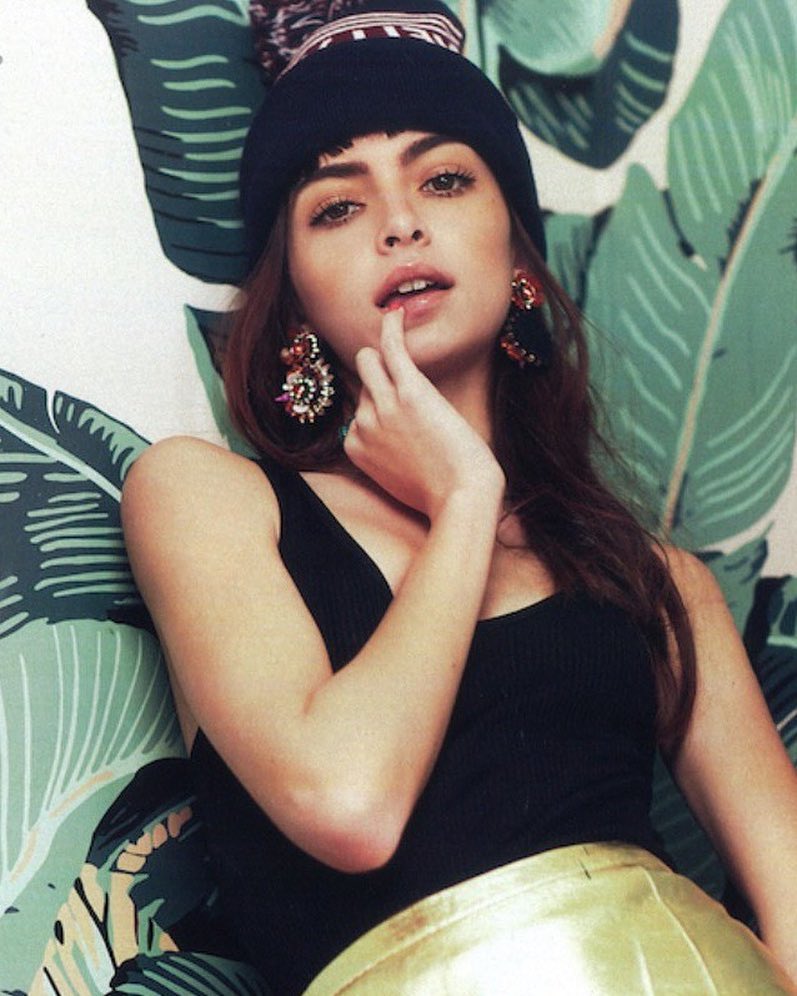 10 Pesona Lucia Romero, cewek yang meluluhkan hati Marc Marquez