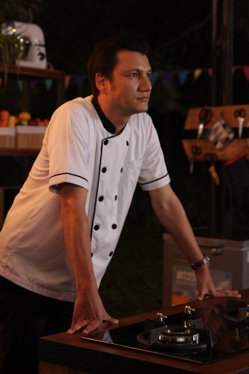 Berperan sebagai chef, Christian Sugiono tak kesulitan akting