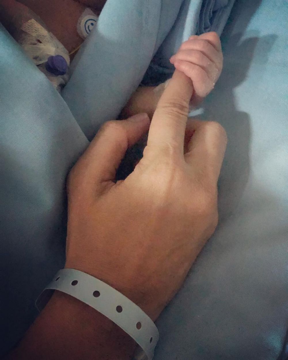 Nikita Mirzani ungkap nama anak ketiganya