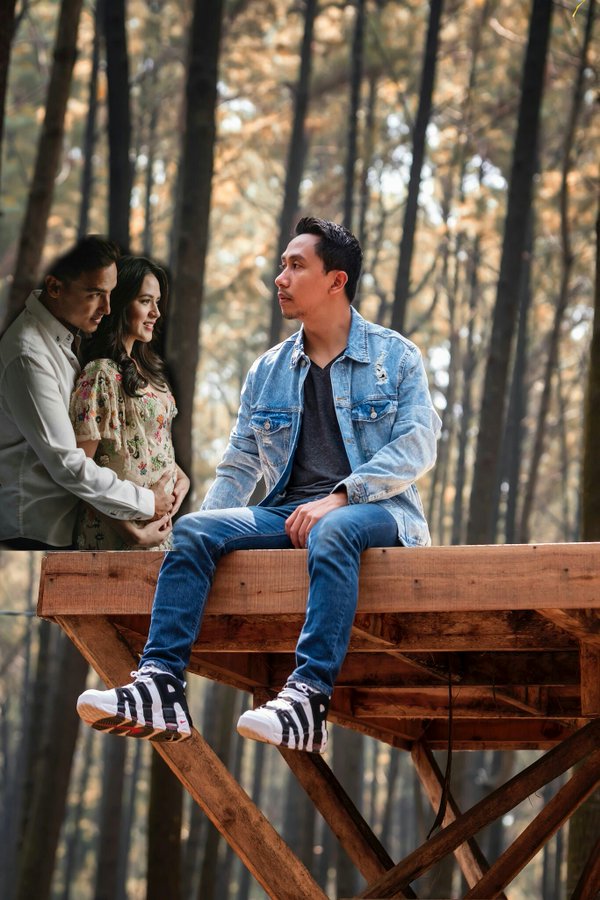 Cowok ini minta fotonya diedit bareng Raisa, 15 hasilnya kocak