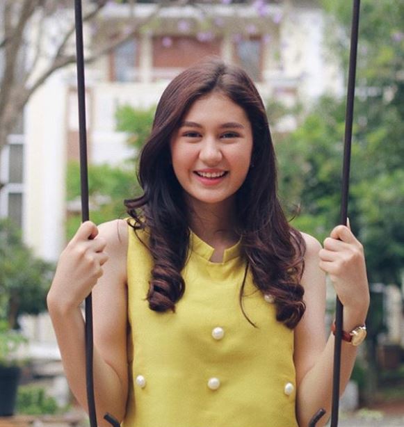 10 Potret Zoe Abbas calon ipar Ammar Zoni, cantiknya kebangetan