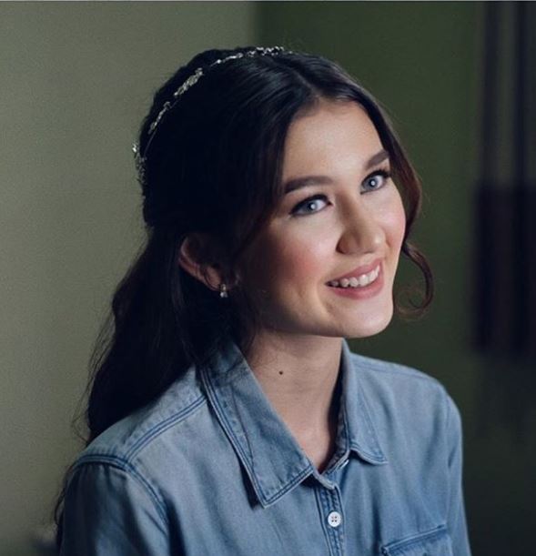 10 Potret Zoe Abbas calon ipar Ammar Zoni, cantiknya kebangetan