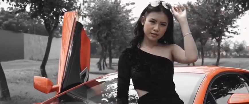 Undangan ultah remaja Crazy Rich Surabaya, pamer Lamborghini 